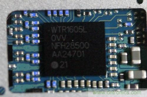 拆解4G新機索尼M35t:用料十足,易于維修