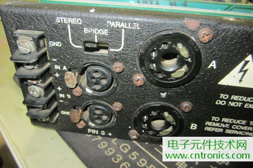 用料很給力！專業后級功放美國高峰FA1201拆解