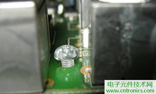 觸摸屏售價過萬？一臺工控設備觸摸屏拆解