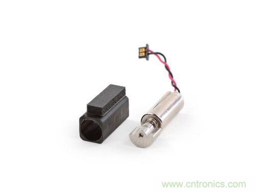 牛人強拆！新HTC One(M8)真機精密做工難修理