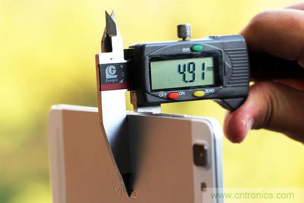 有圖有真相！暴拆VIVO X5 MAX,揭秘&ldquo;最薄之謎&rdquo;