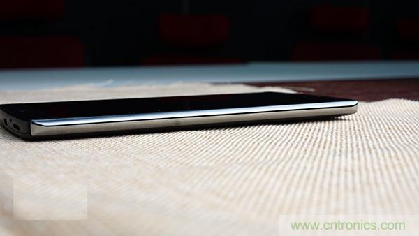 業界良心 LG V10 評測:剛毅、冷峻，不失人性化