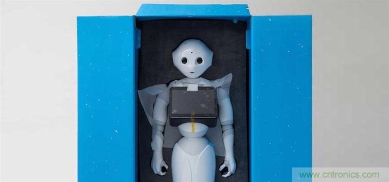 拆解筆記本不過癮，那就來拆拆日本情感機器人吧！