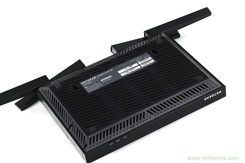 無線性能很野蠻的上網&ldquo;指揮官&rdquo;&mdash;&mdash;網件R8500