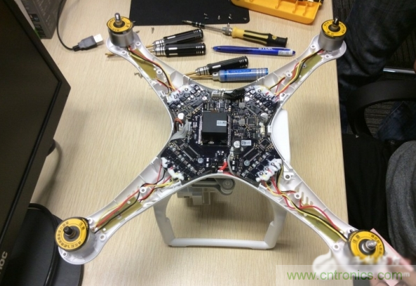 真飛機拆不著，那就來拆拆無人機&ldquo;鼻祖&rdquo;大疆吧！