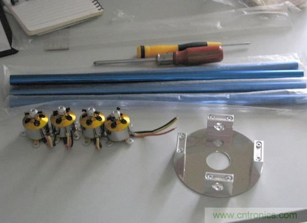 無人機 DIY 制作全過程，酷得不要不要的！