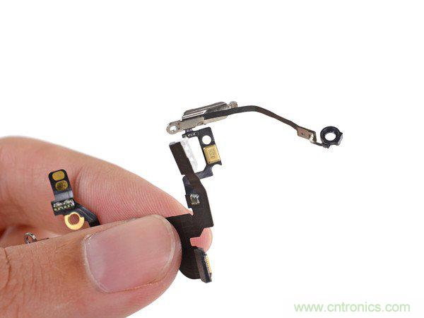 有什么地方沒有變？iPhone SE真機拆解