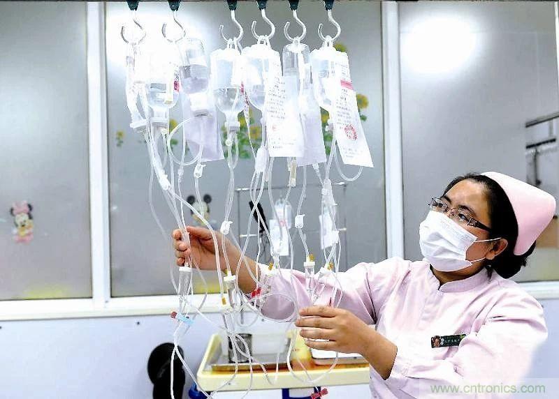 醫護輸液系統升級，注射泵無線化如何實現？